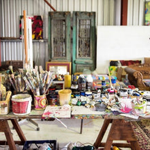 Load image into Gallery viewer, Larissa-Blake-Art-Workshop-Orange-NSW-artist-paints